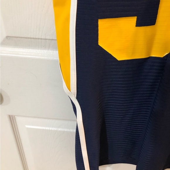 Michigan Wolverines Football Jersey NWT - Picture 8 of 12